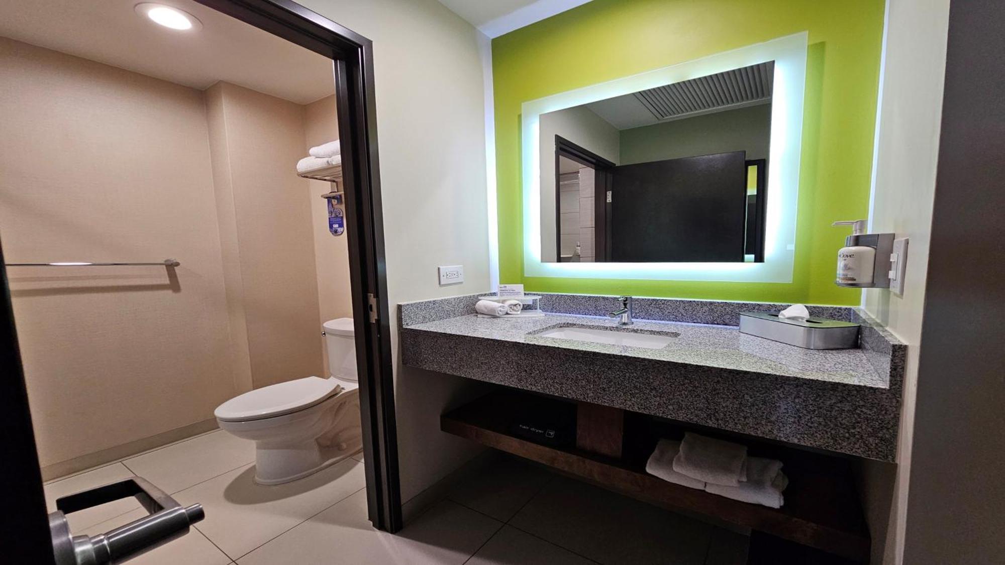 Holiday Inn Express & Suites Mexicali By Ihg Екстериор снимка