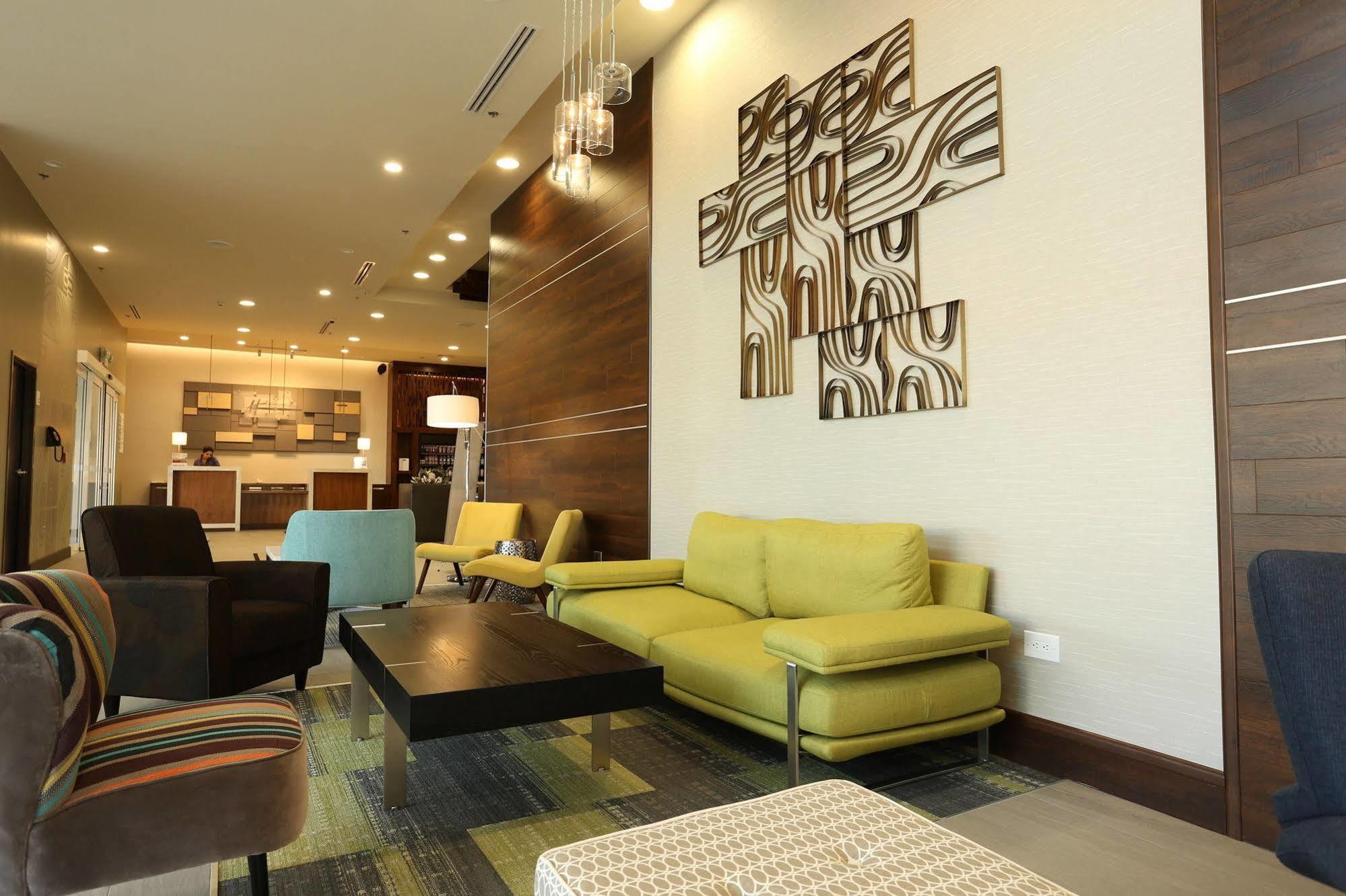 Holiday Inn Express & Suites Mexicali By Ihg Екстериор снимка